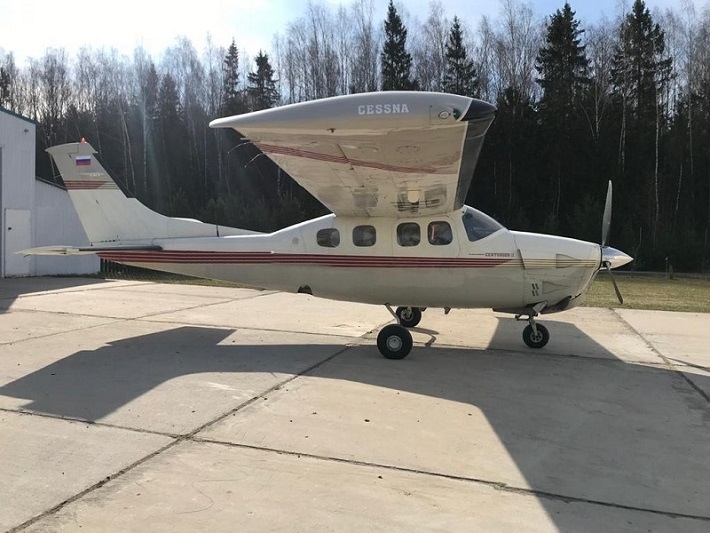 СESSNA 210 СESSNA 210