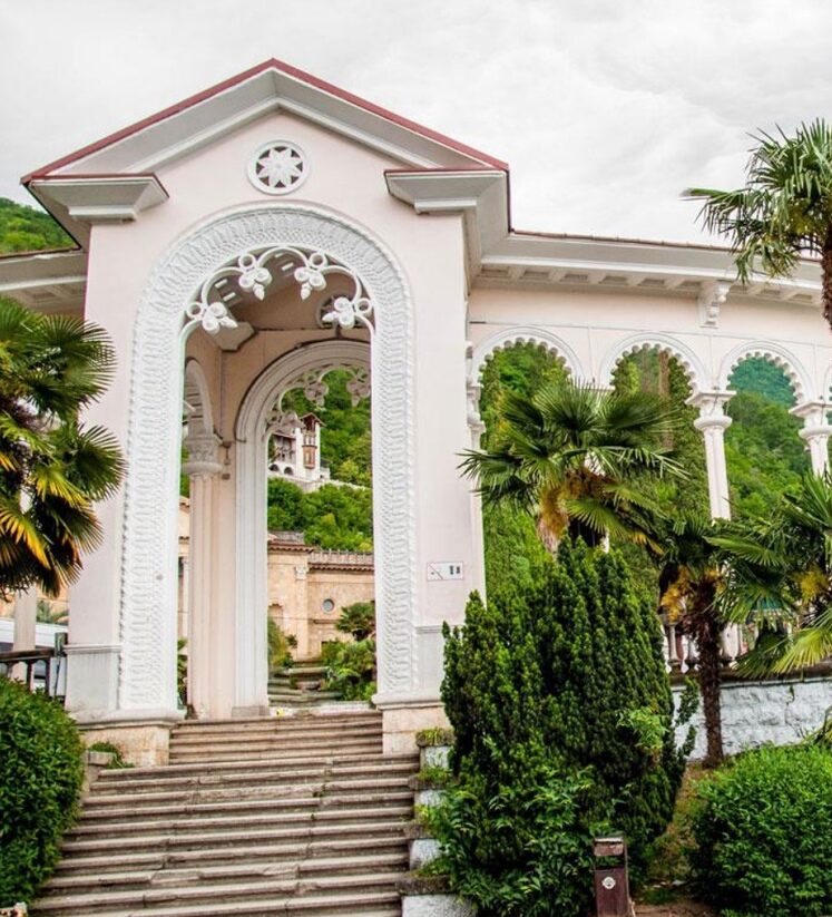 Джип-тур в Абхазию «Абхазский драйв» Джип-тур в Абхазию «Абхазский драйв»