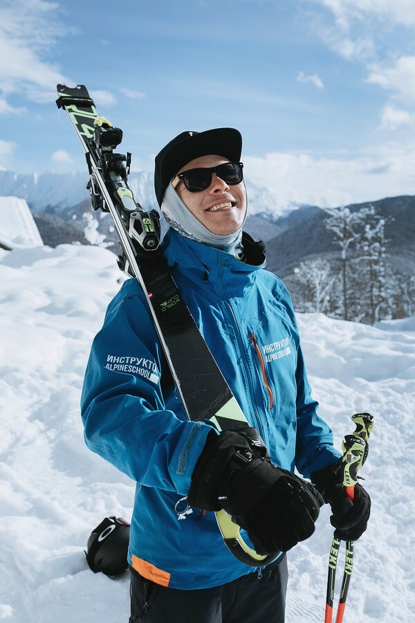 Обучение: горные лыжи и сноуборд