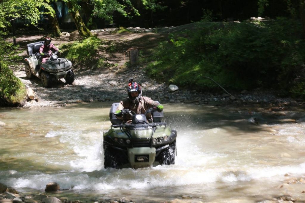 Тур на квадроциклах в Пятигорске по Сухому и Мокрому каньонам