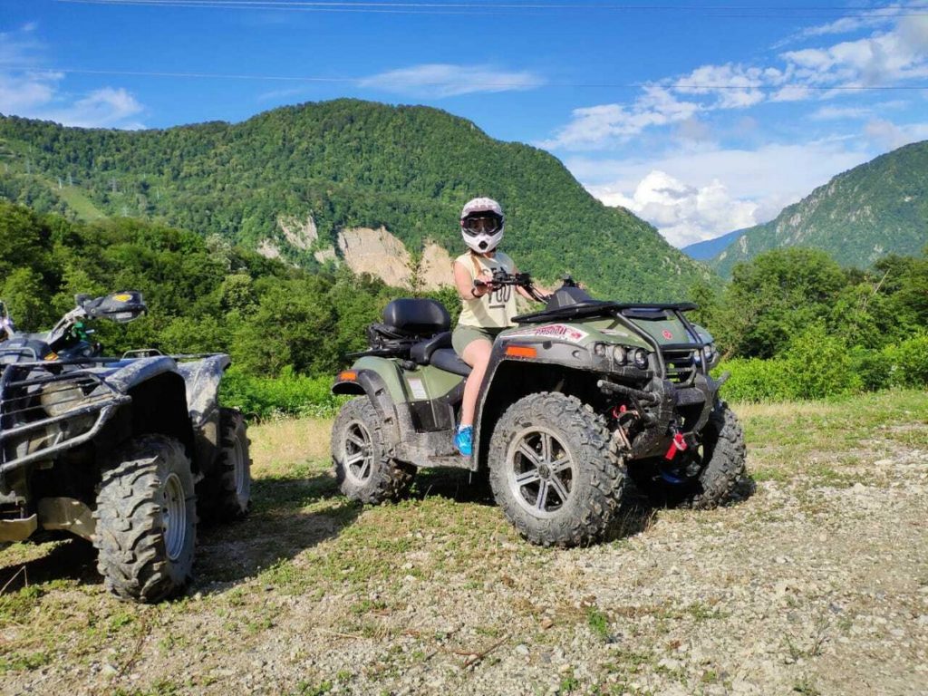 Тур на квадроциклах в Пятигорске по Сухому и Мокрому каньонам