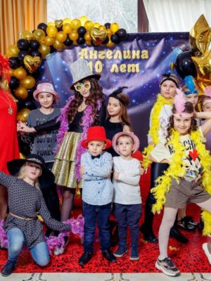 Голливудская вечеринка для детей в Пятигорске Голливудская вечеринка для детей в Пятигорске