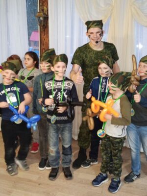 Военная вечеринка для детей с аниматорами в Пятигорске Военная вечеринка для детей с аниматорами в Пятигорске